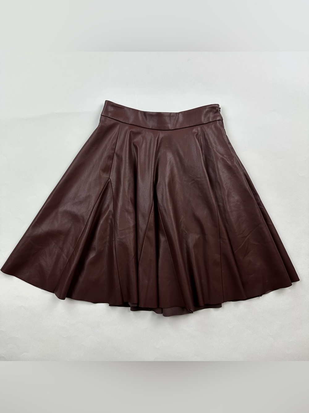 Banana Republic Factory Maroon Vegan Leather Skirt Size 2